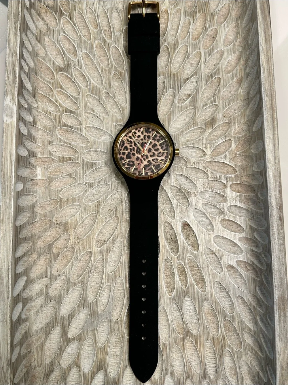 Vince Camuto vince camuto